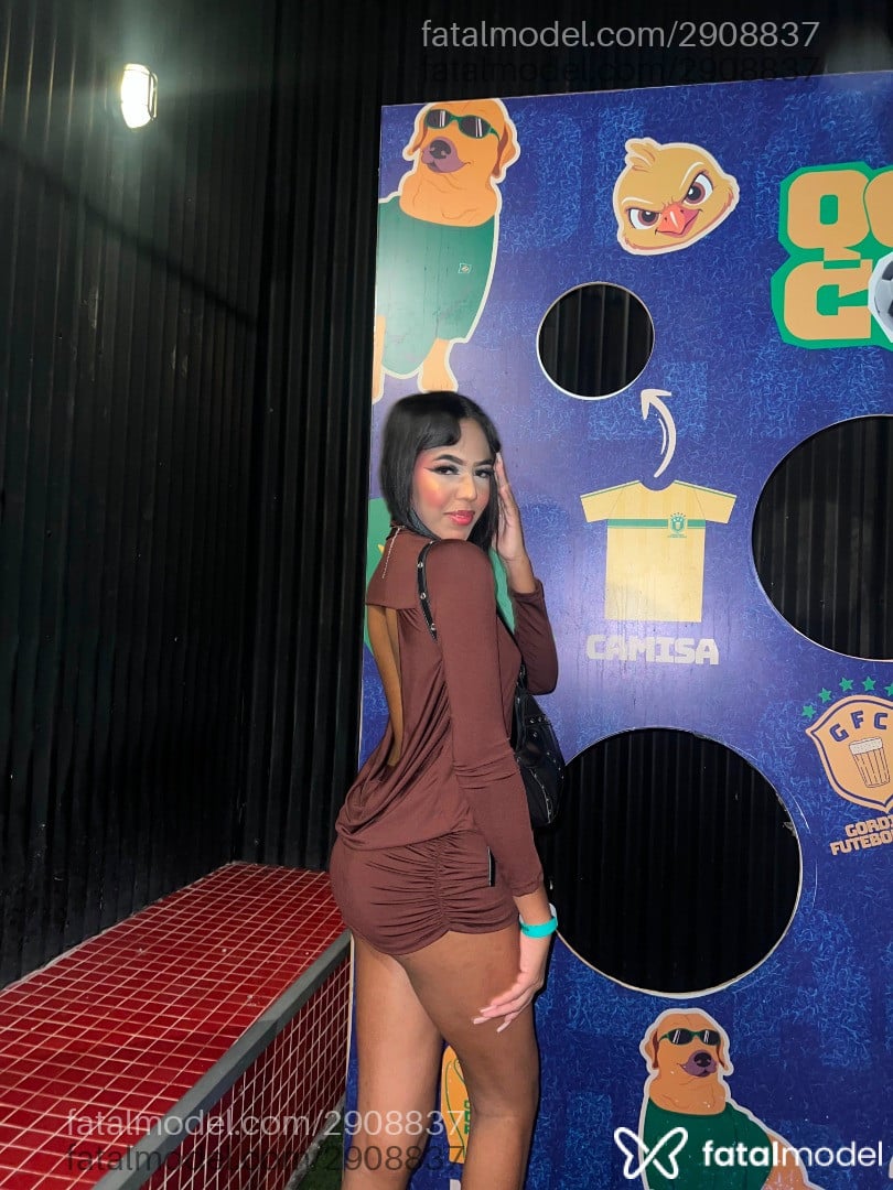 Acompanhante mulher trans morena (o) de olhos castanhos - Lis Privac