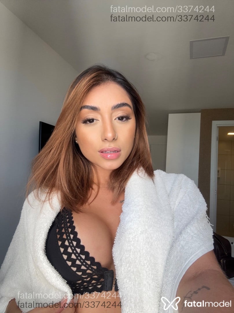 Acompanhante mulher morena (o) de olhos pretos - Tifany Fonseca