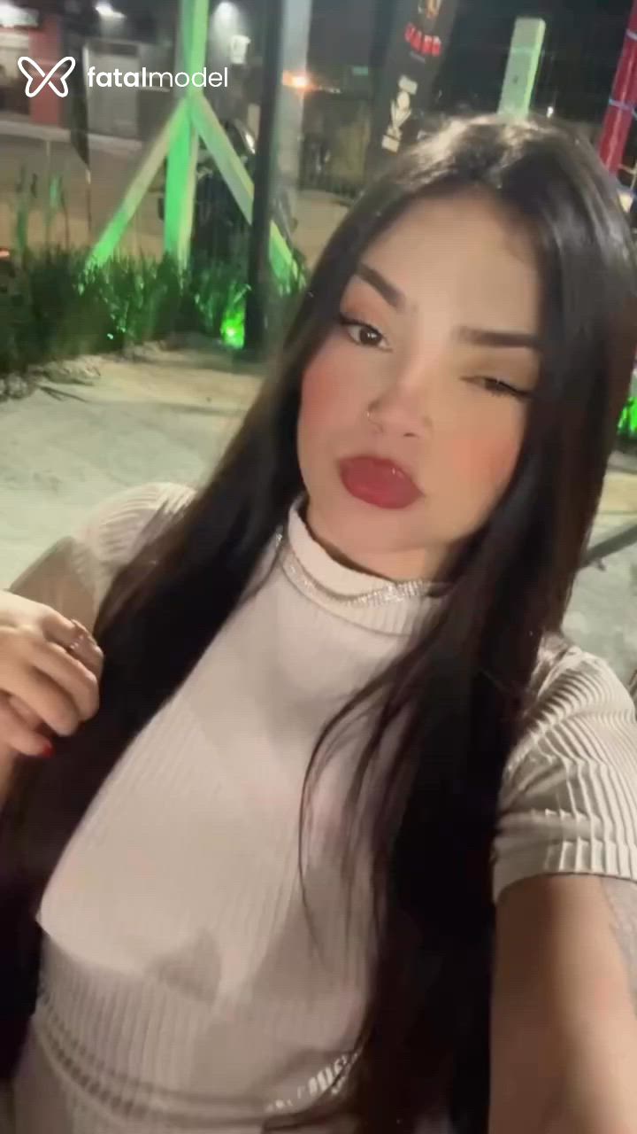 Acompanhante mulher morena (o) de olhos castanhos - Beatryz