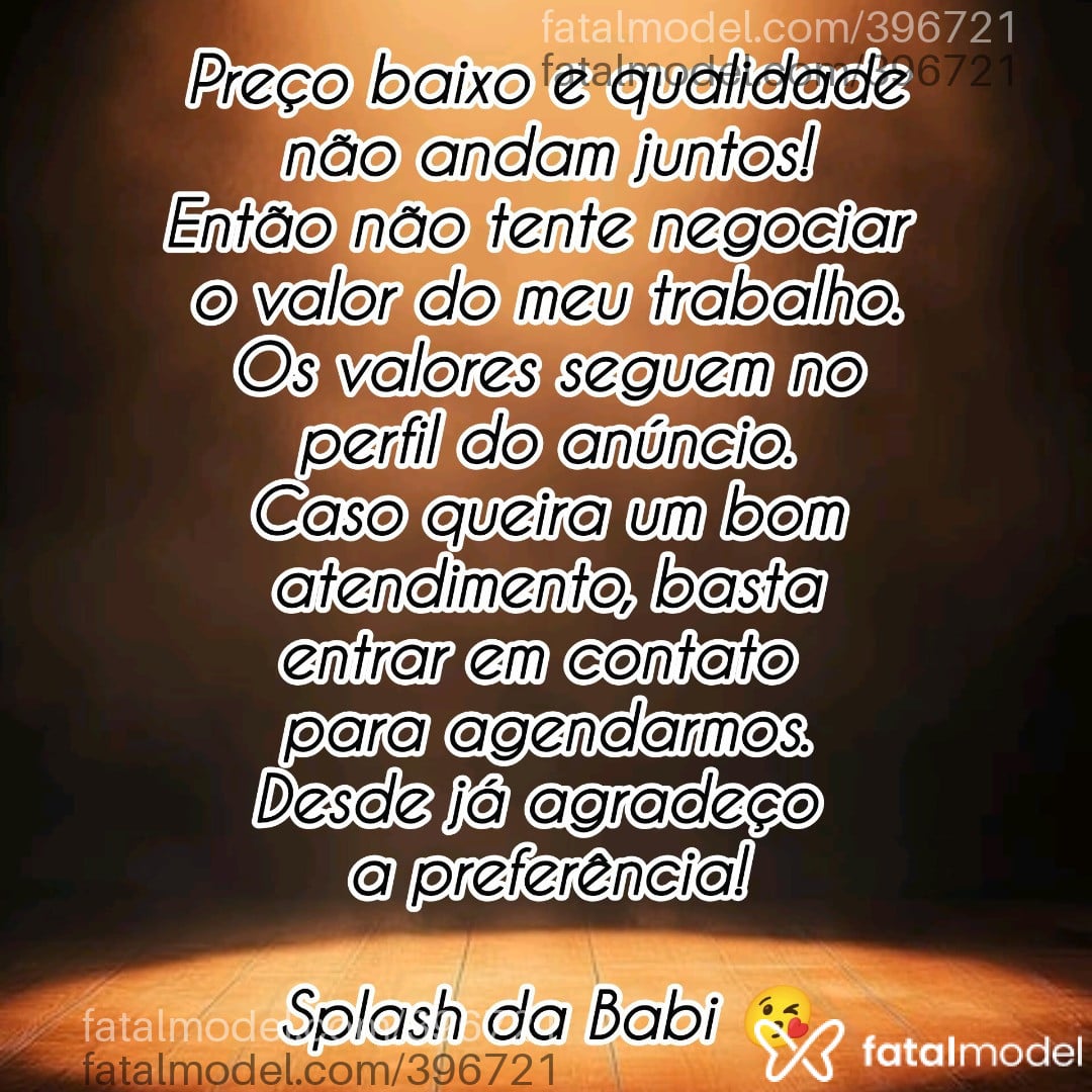 Acompanhante mulher trans com cabelo castanho de olhos castanhos - Bárbara Araújo