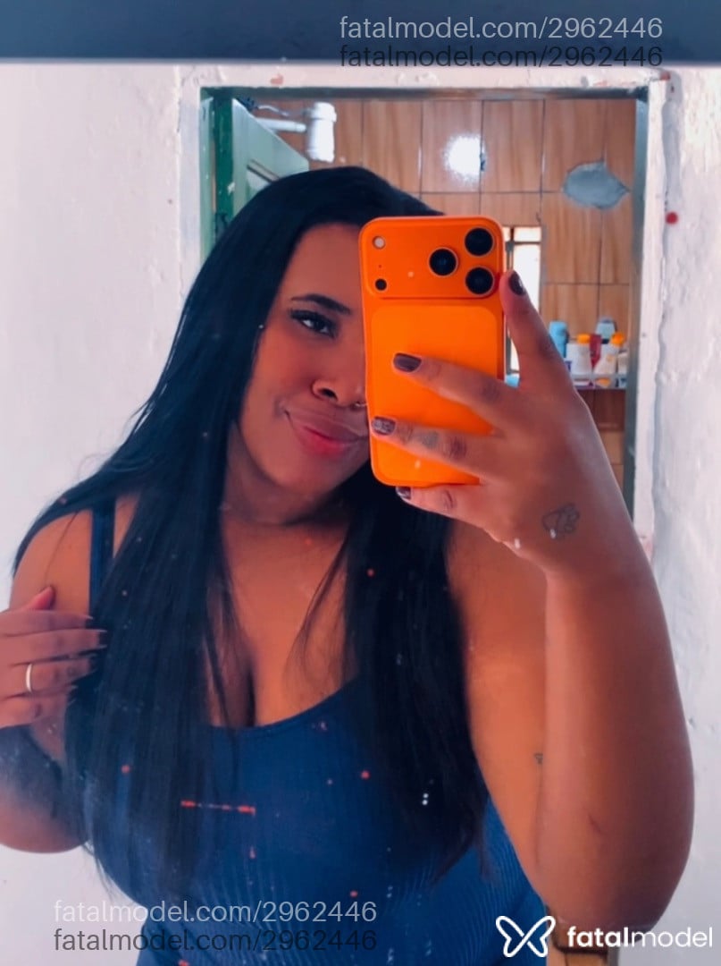 Acompanhante mulher morena (o) de olhos castanhos - Bárbara