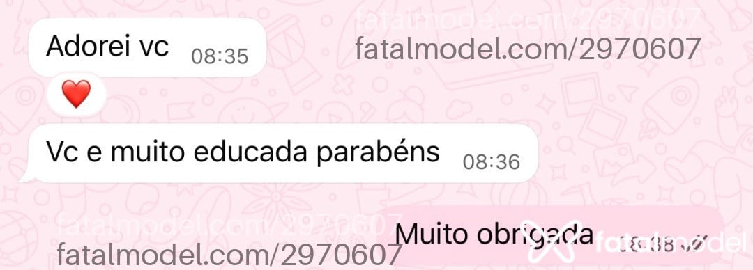 Acompanhante mulher morena (o) de olhos castanhos - Evilyn