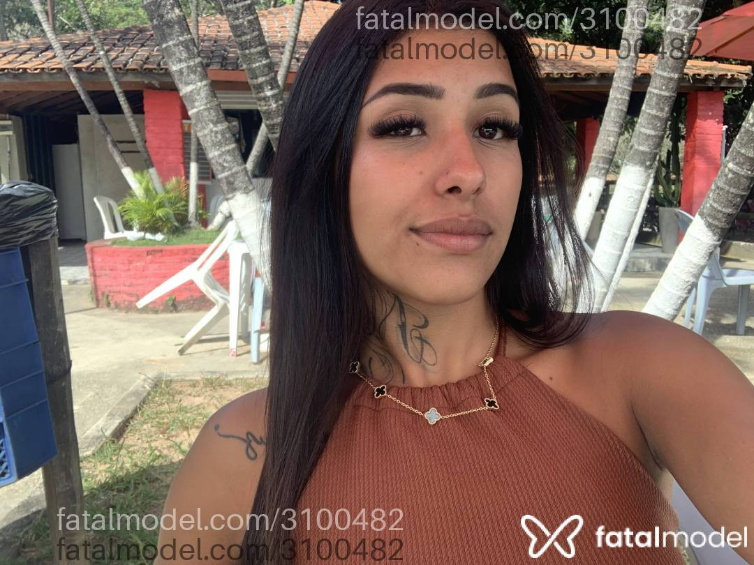 Acompanhante mulher morena (o) de olhos castanhos em São José do Rio Preto - Tainá