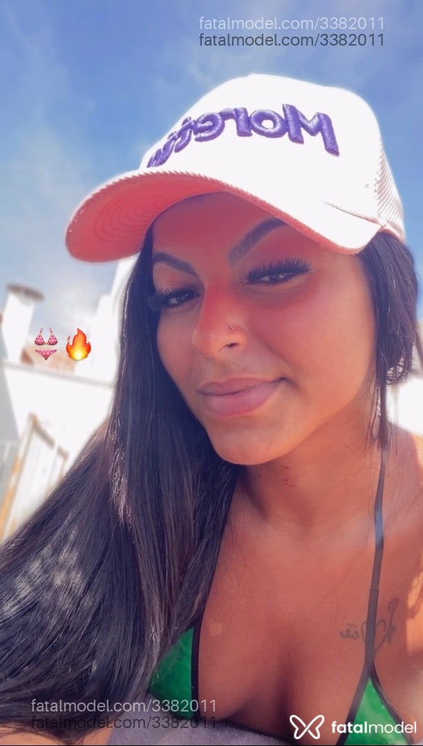 Acompanhante mulher morena (o) de olhos castanhos - Yasmin Santos