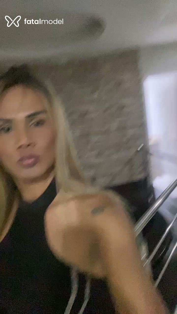 Acompanhante travesti morena (o) de olhos pretos - Bruninha