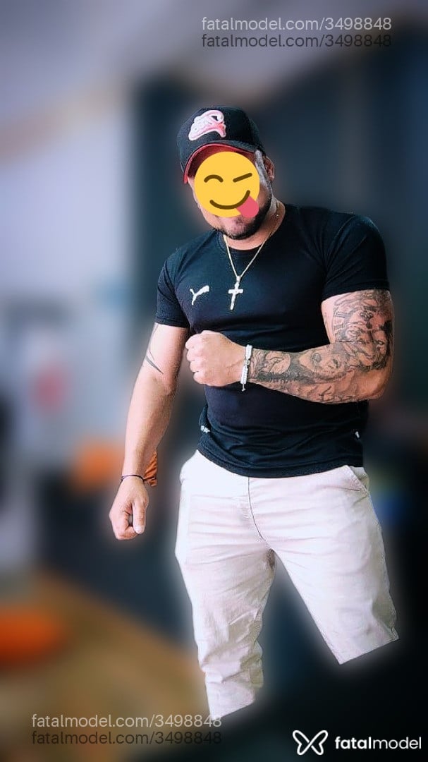 Acompanhante homem com cabelo grisalho de olhos castanhos - Eduardo
