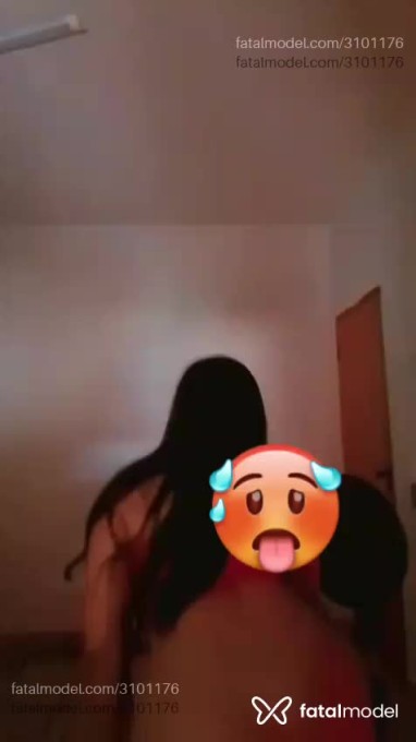 Acompanhante mulher morena (o) de olhos castanhos - Mirella
