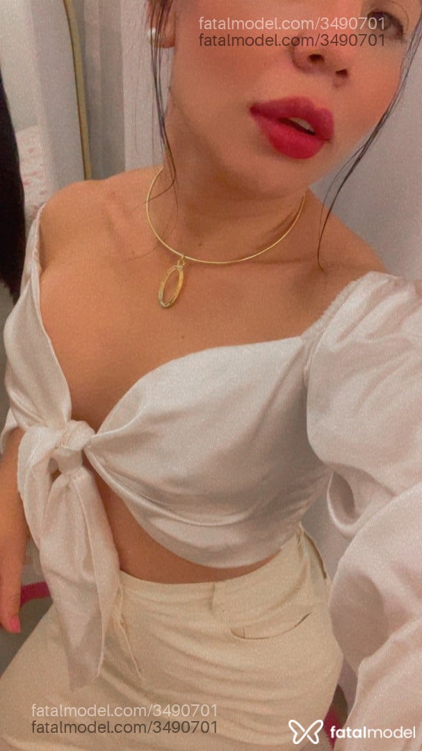 Acompanhante mulher morena (o) de olhos castanhos - Cecília Acompanhante mulher morena (o) de olhos castanhos - Cecília