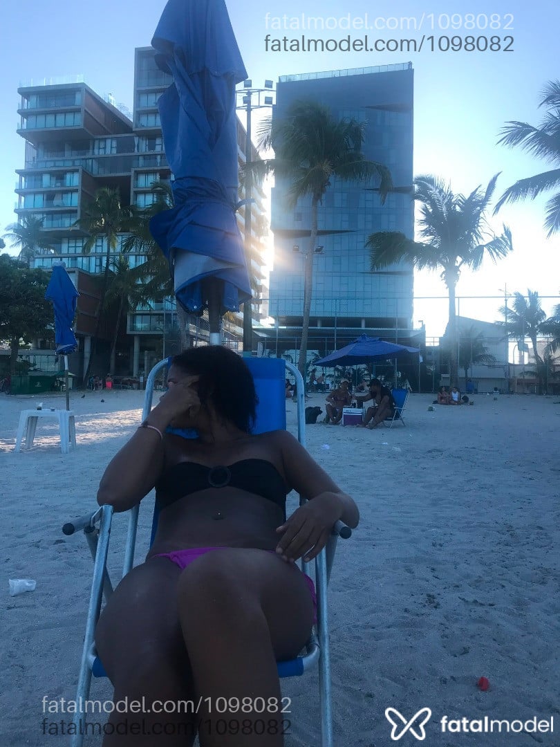 Acompanhante mulher morena (o) de olhos castanhos - Paty Silva