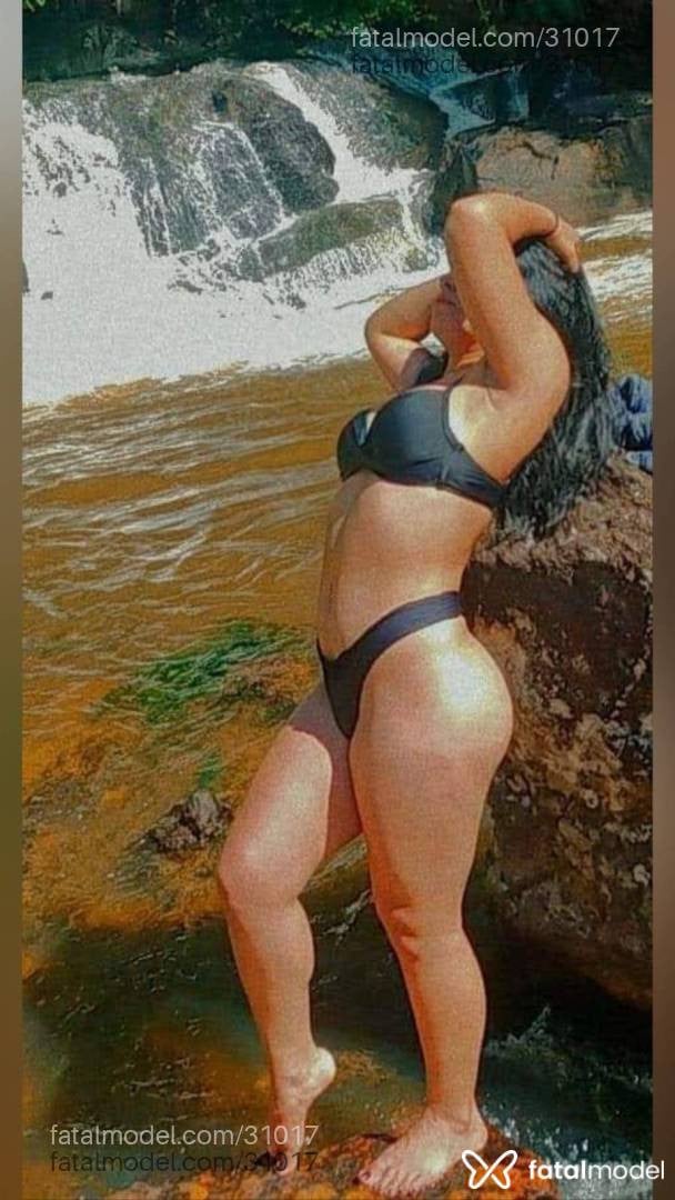 Acompanhante mulher trans morena (o) de olhos mel - Luana Pavanelly