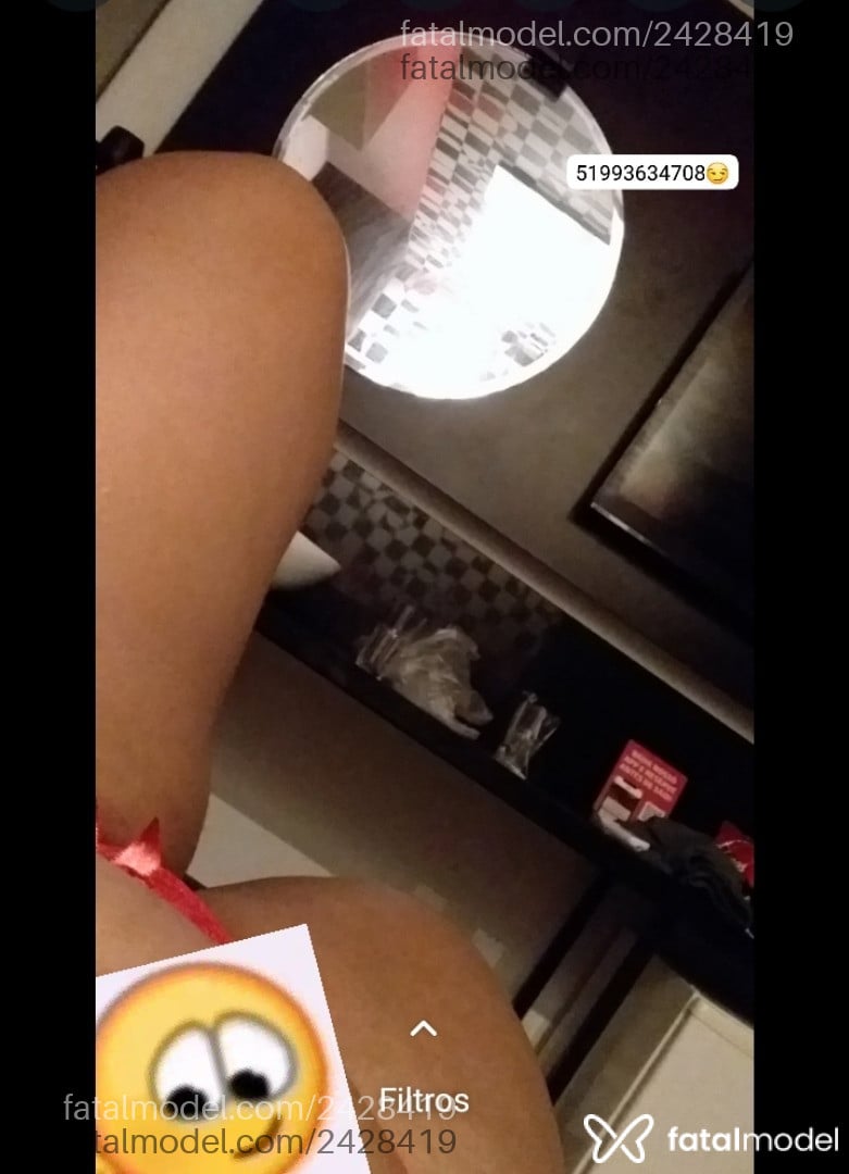 Acompanhante mulher morena (o) de olhos castanhos - Rafaella