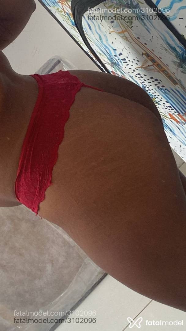 Acompanhante mulher morena (o) de olhos castanhos em Virtual - Sabrina