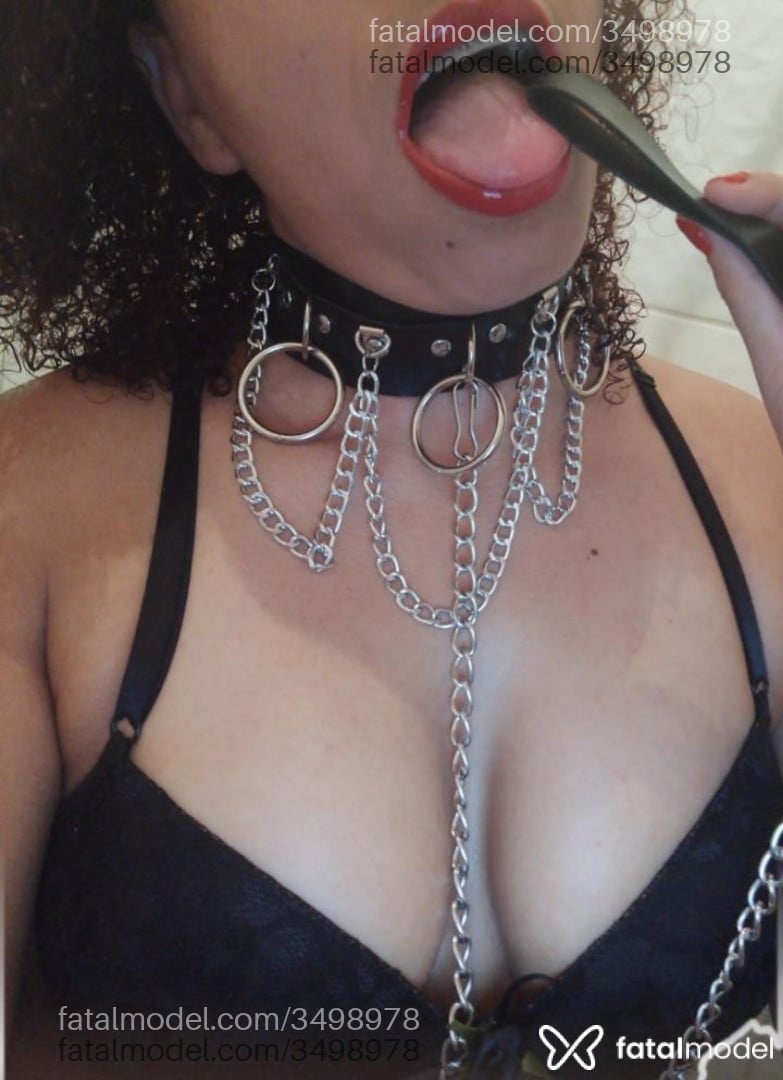 Acompanhante mulher com cabelo castanho de olhos castanhos - Domme
