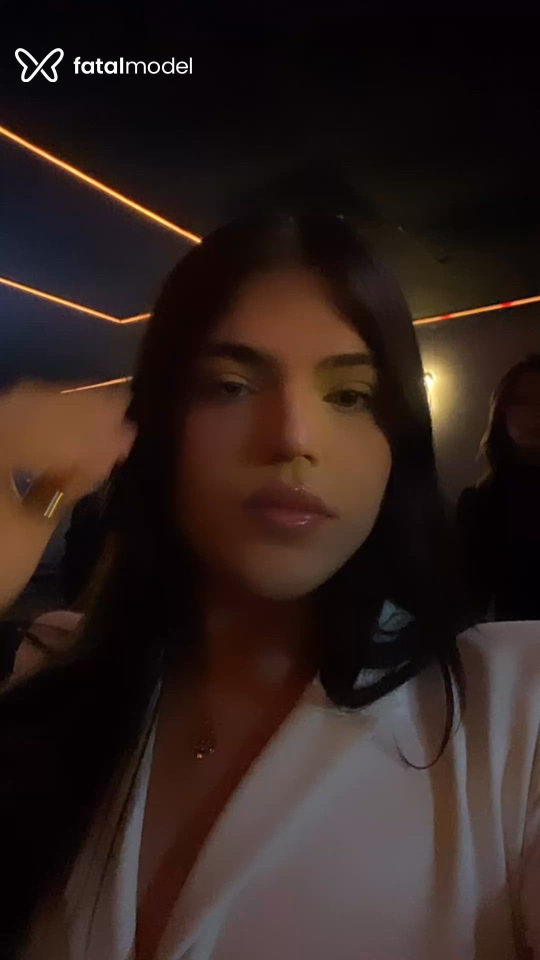 Acompanhante mulher trans morena (o) de olhos verdes - Angel