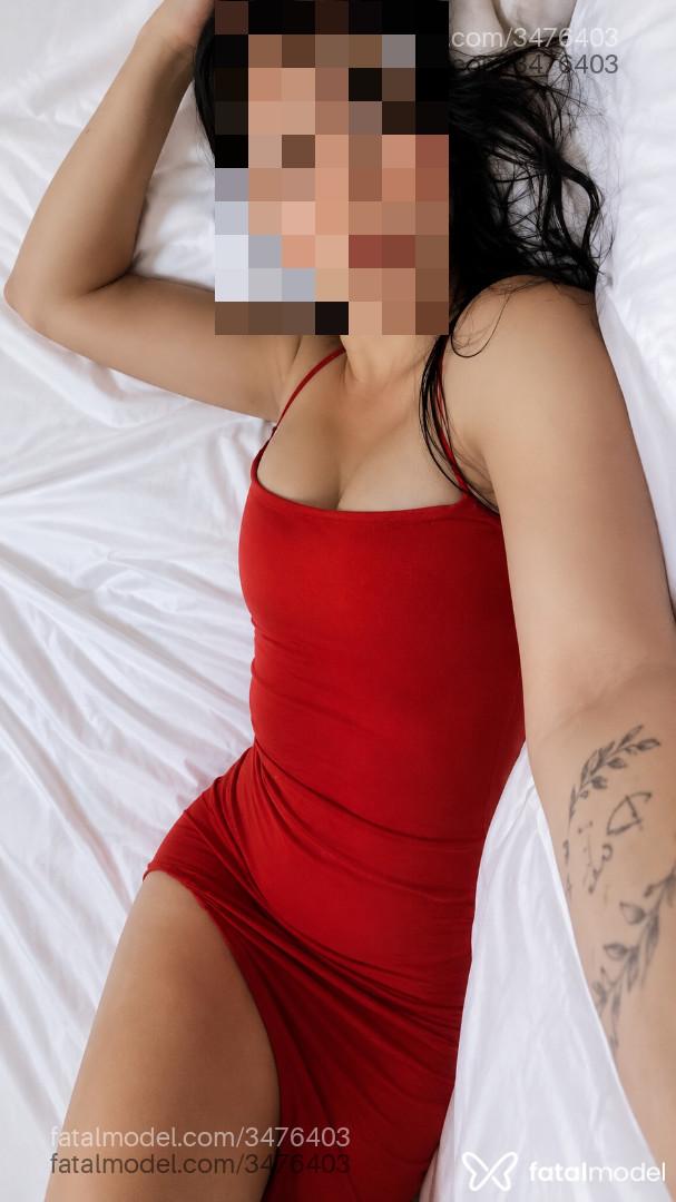 Acompanhante mulher com cabelo castanho de olhos pretos - Marcela