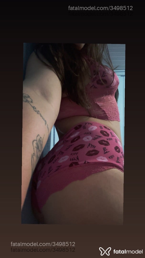 Acompanhante mulher morena (o) de olhos castanhos - Rafaela Prado