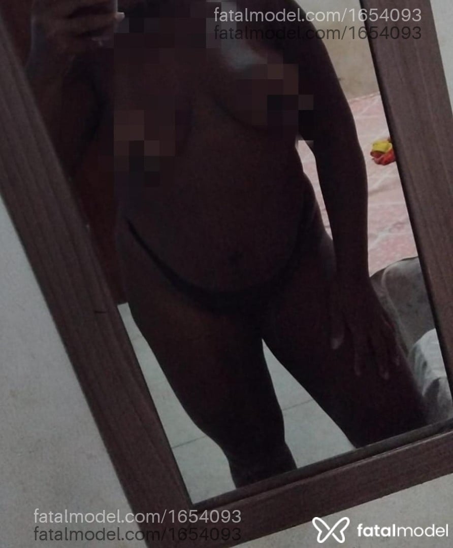 Acompanhante mulher com cabelo castanho de olhos pretos - Gabrielly França