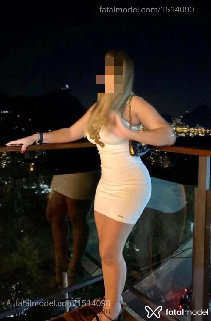 Acompanhante mulher loira (o) de olhos castanhos - Livia