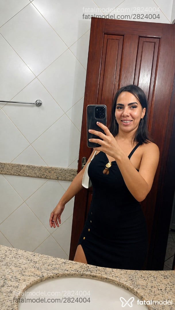 Acompanhante mulher morena (o) de olhos castanhos - Angel