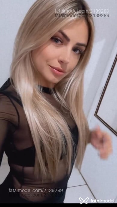 Acompanhante mulher loira (o) de olhos azuis - Anna