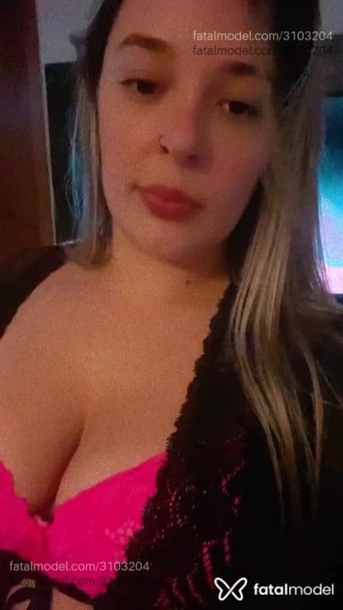 Acompanhante mulher loira (o) de olhos castanhos em Matinhos - Flávia