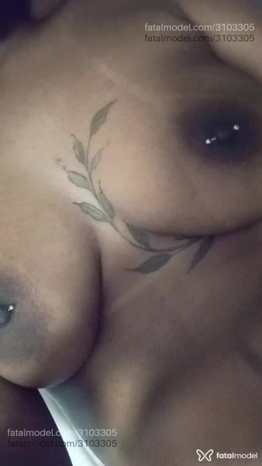 Acompanhante mulher morena (o) de olhos pretos em São Paulo - Maria