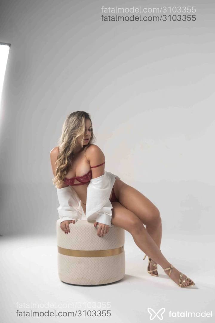Acompanhante mulher loira (o) de olhos castanhos em Goiânia Acompanhante mulher loira (o) de olhos castanhos em Goiânia - Fernanda