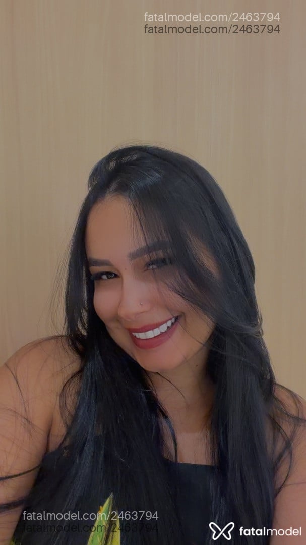 Acompanhante mulher morena (o) de olhos pretos - Letícia Santos Acompanhante mulher morena (o) de olhos pretos - Letícia Santos