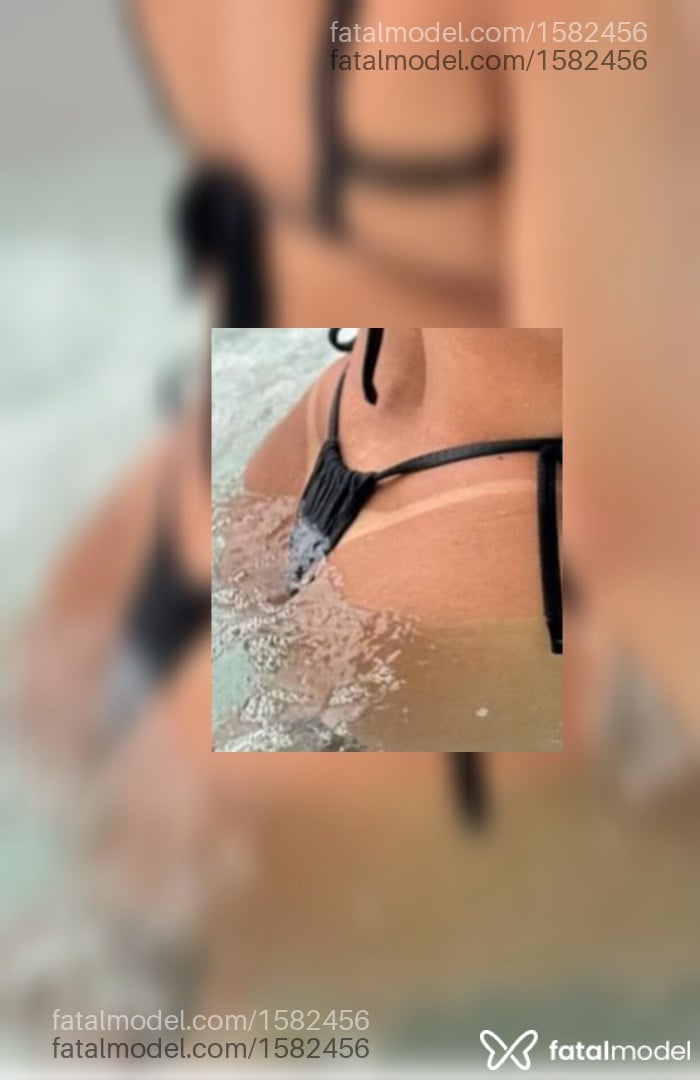 Acompanhante mulher com cabelo castanho de olhos castanhos - Byanca