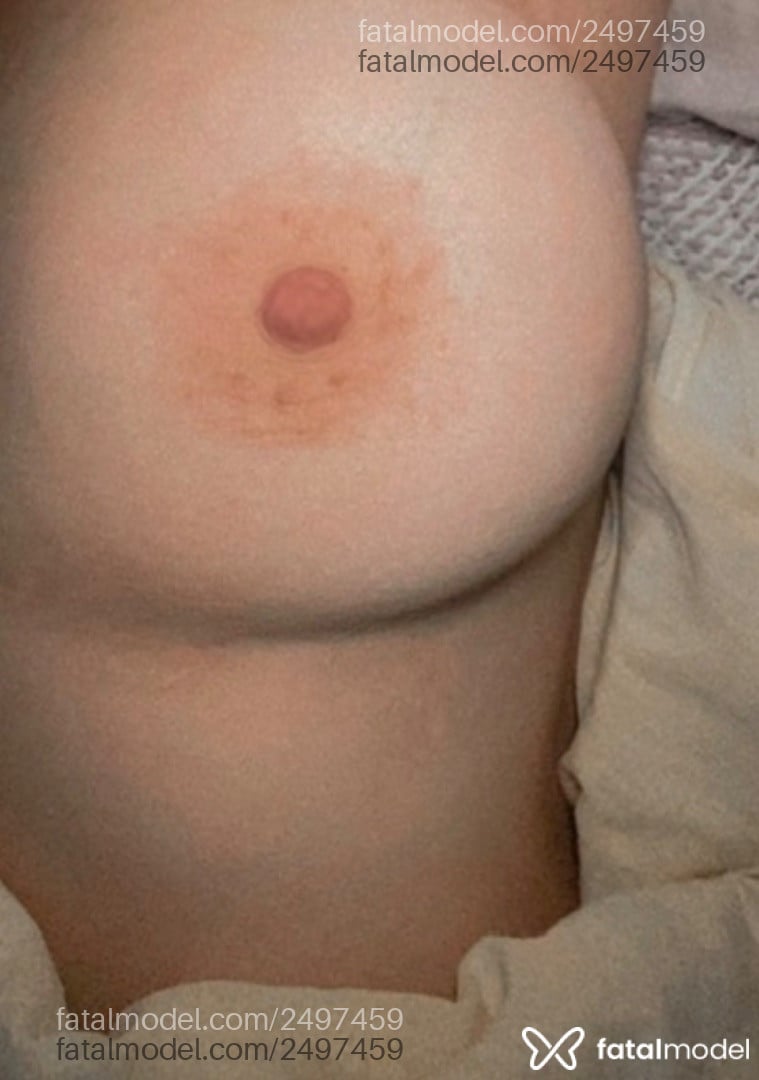 Acompanhante mulher morena (o) de olhos castanhos - Camila