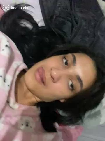 Acompanhante mulher morena (o) de olhos castanhos - Carolina Acompanhante mulher morena (o) de olhos castanhos - Carolina