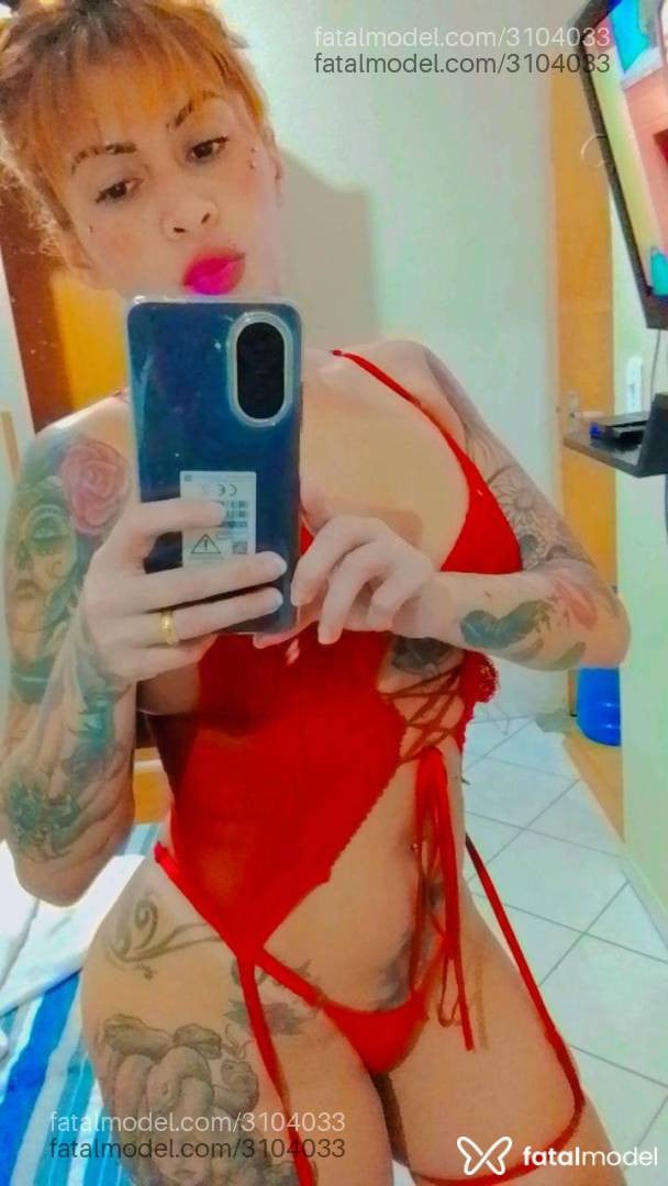 Acompanhante mulher ruiva (o) de olhos castanhos - Taínah Manauara