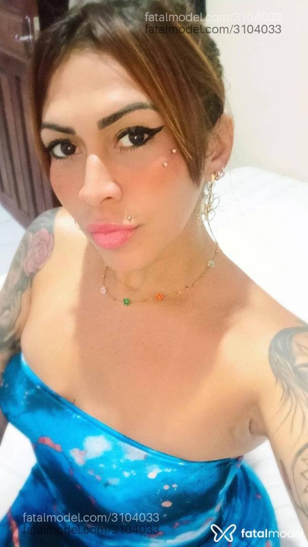 Acompanhante mulher ruiva (o) de olhos castanhos - Carmem Smith