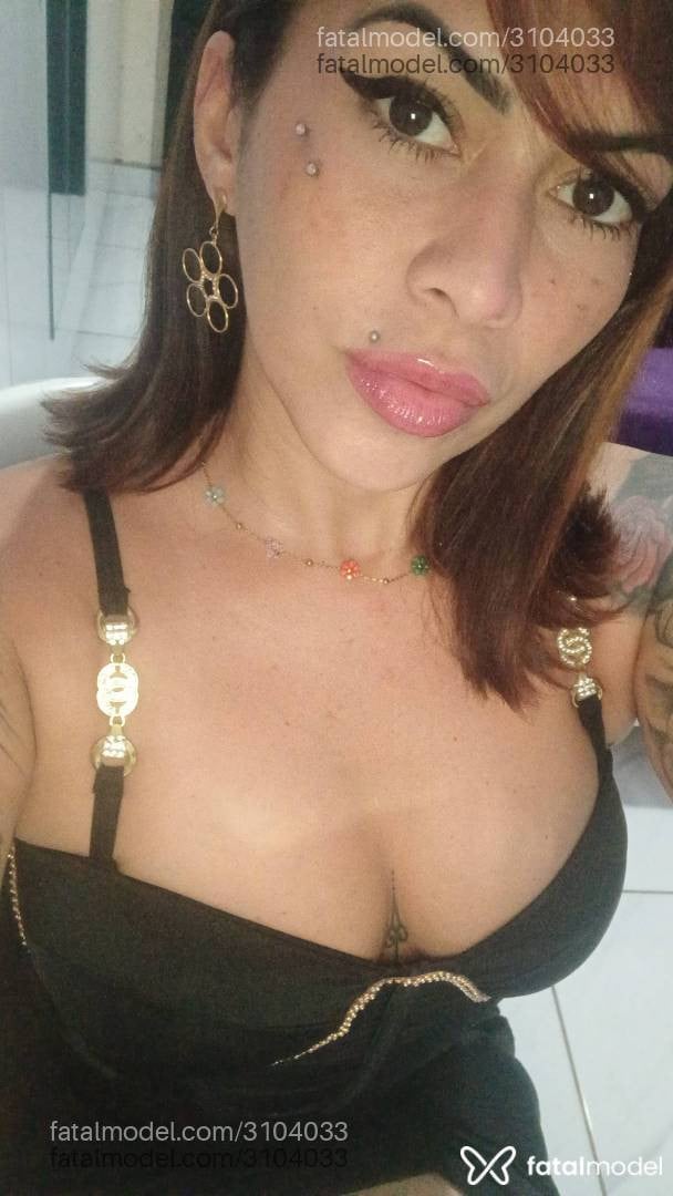 Acompanhante mulher ruiva (o) de olhos castanhos - Carmem Smith Acompanhante mulher ruiva (o) de olhos castanhos - Carmem Smith
