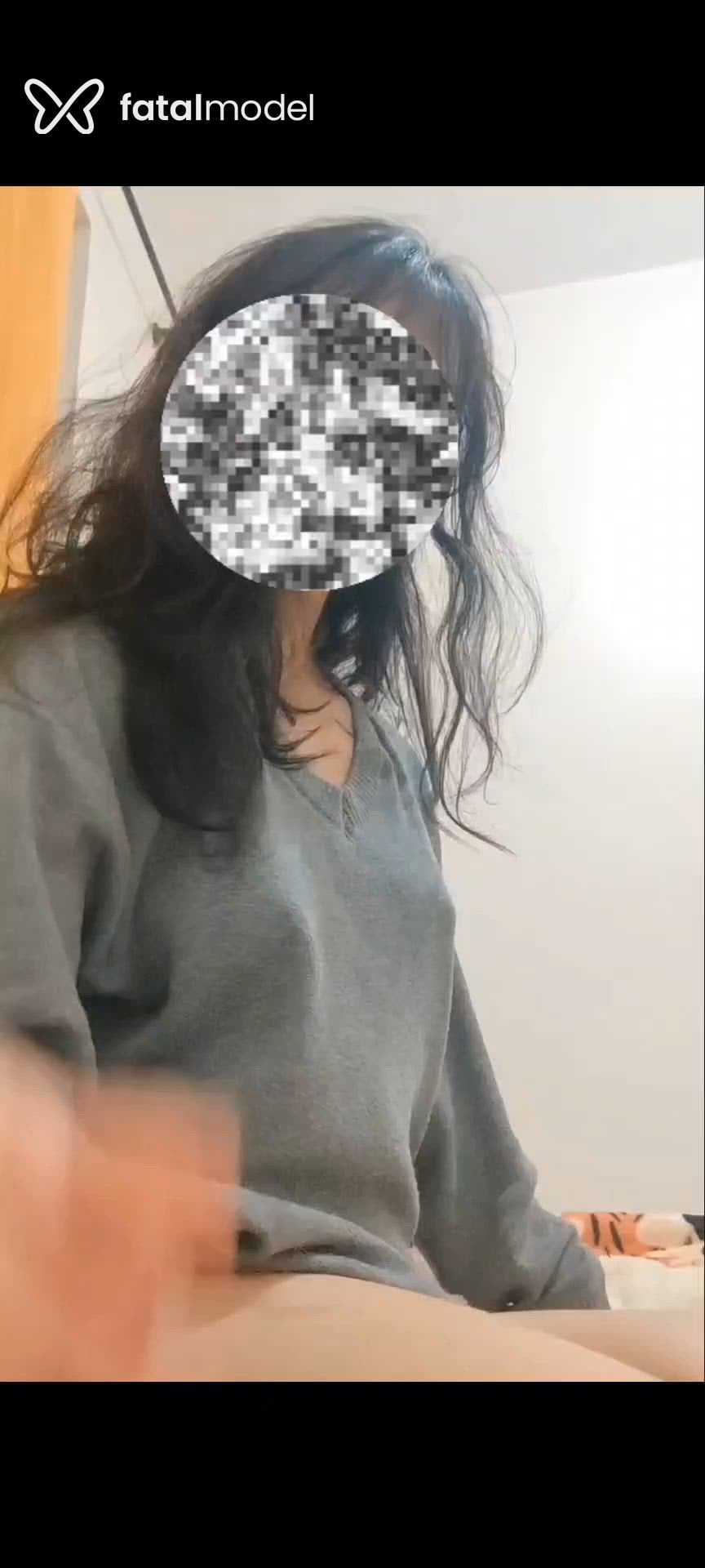 Acompanhante mulher morena (o) de olhos pretos - Talía Tomé Acompanhante mulher morena (o) de olhos pretos - Talía Tomé