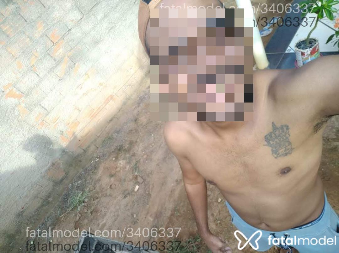 Acompanhante homem morena (o) de olhos castanhos - Mafia