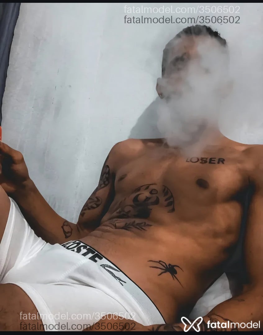 Acompanhante homem morena (o) de olhos castanhos - Bruno