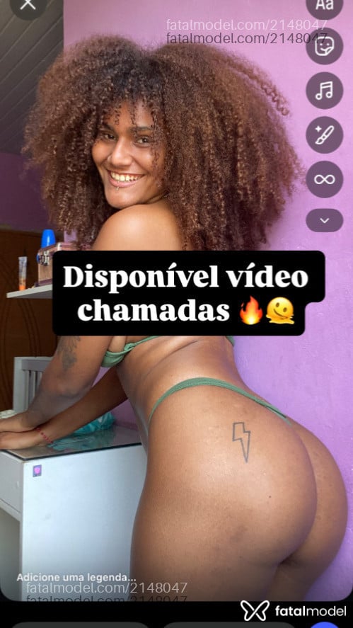 Acompanhante mulher morena (o) de olhos castanhos - Teyana