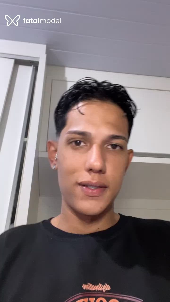Acompanhante homem morena (o) de olhos castanhos - Gabriel