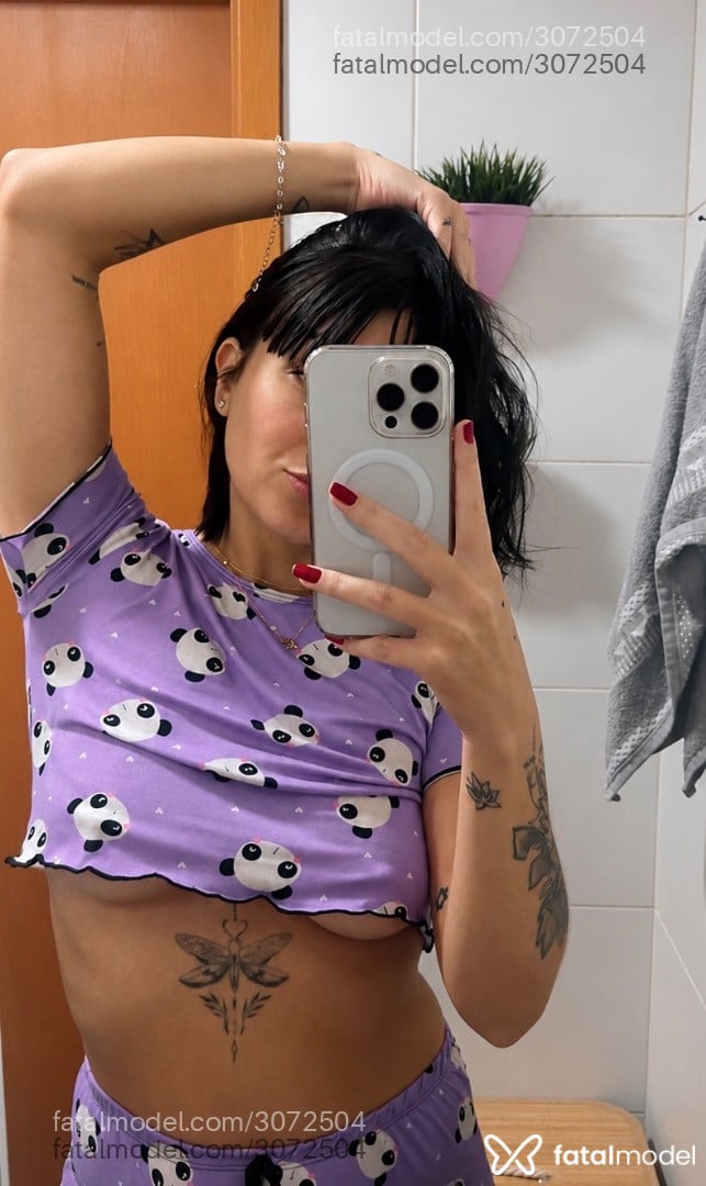 Acompanhante mulher morena (o) de olhos mel - Amanda