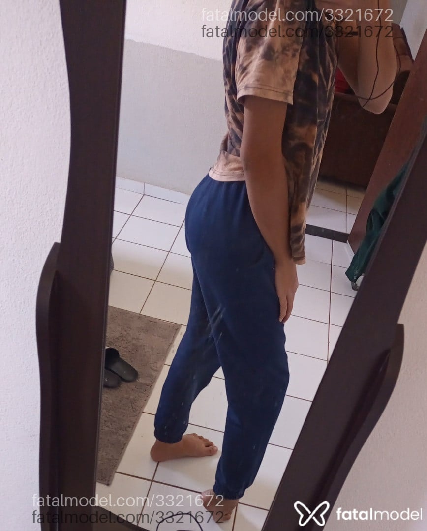 Acompanhante mulher trans com cabelo castanho de olhos castanhos - Thalita