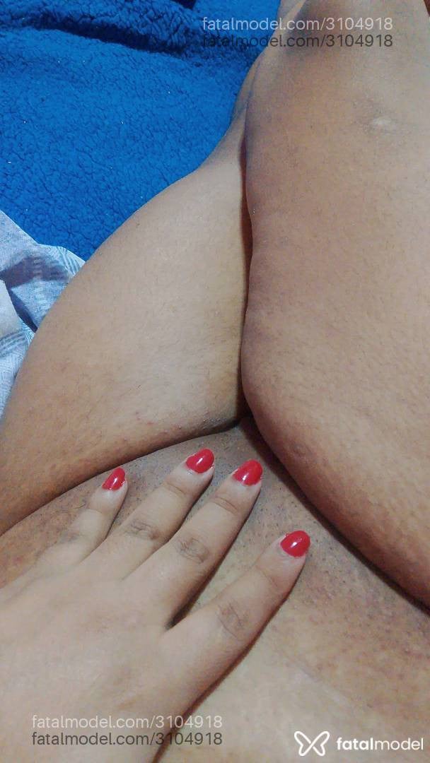 Acompanhante mulher trans morena (o) de olhos pretos - Cabalona Guerra