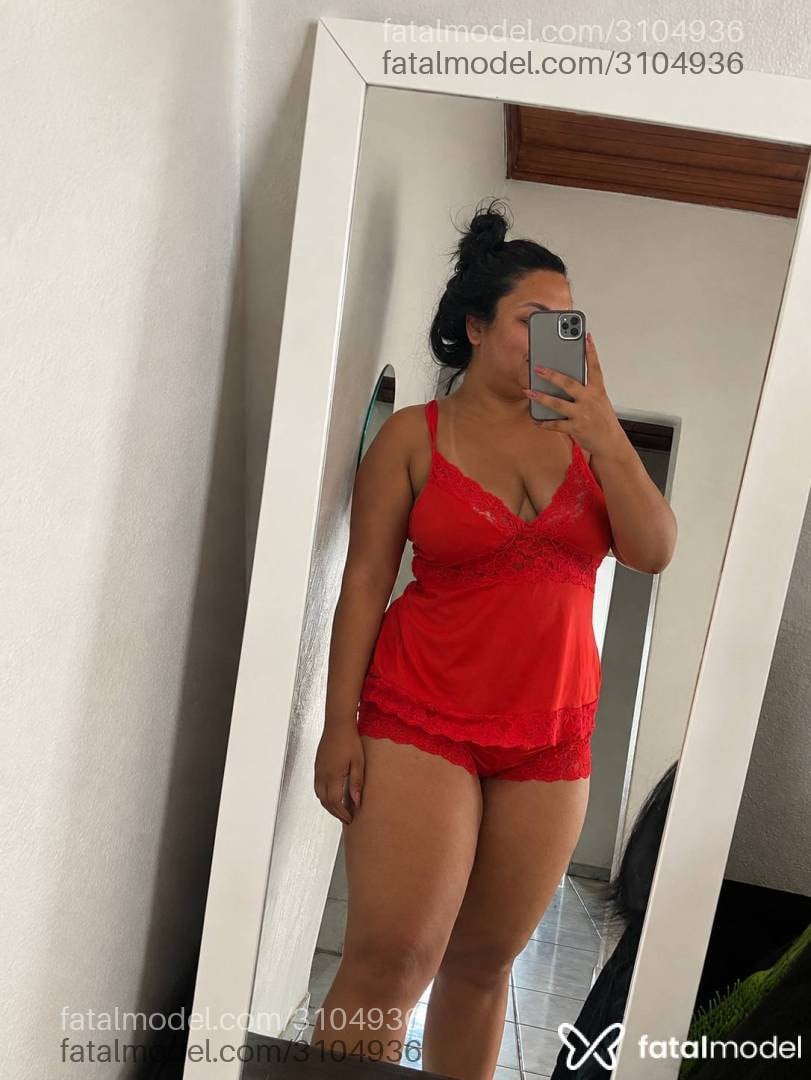 Acompanhante mulher morena (o) de olhos castanhos - Nayara Silva