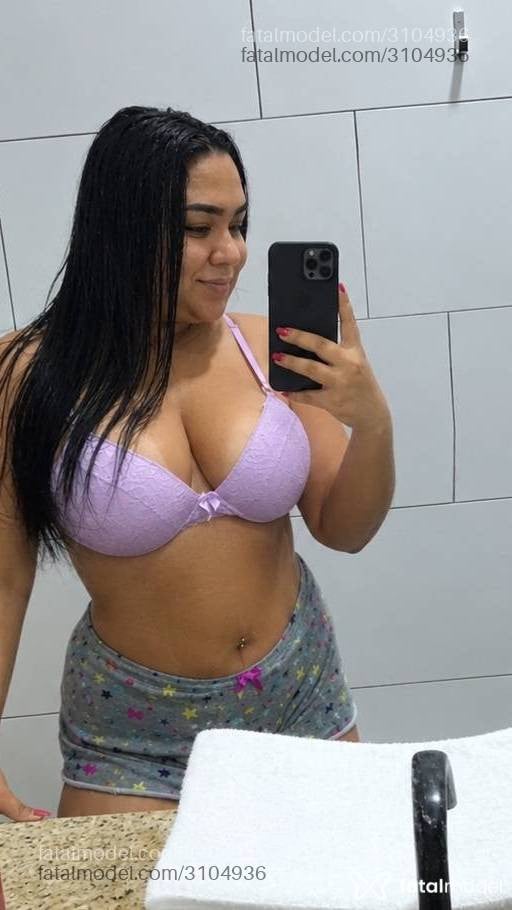 Acompanhante mulher morena (o) de olhos castanhos - Nayara Silva
