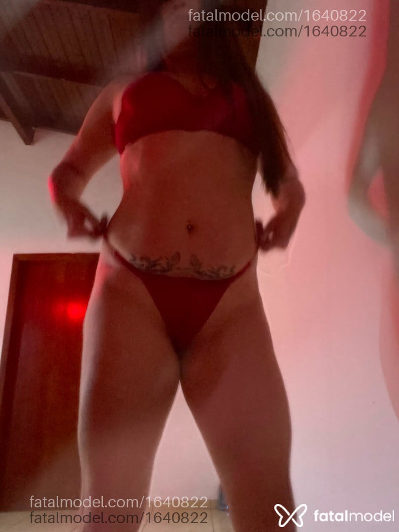 Acompanhante mulher ruiva (o) de olhos mel - Rayssa Sthein