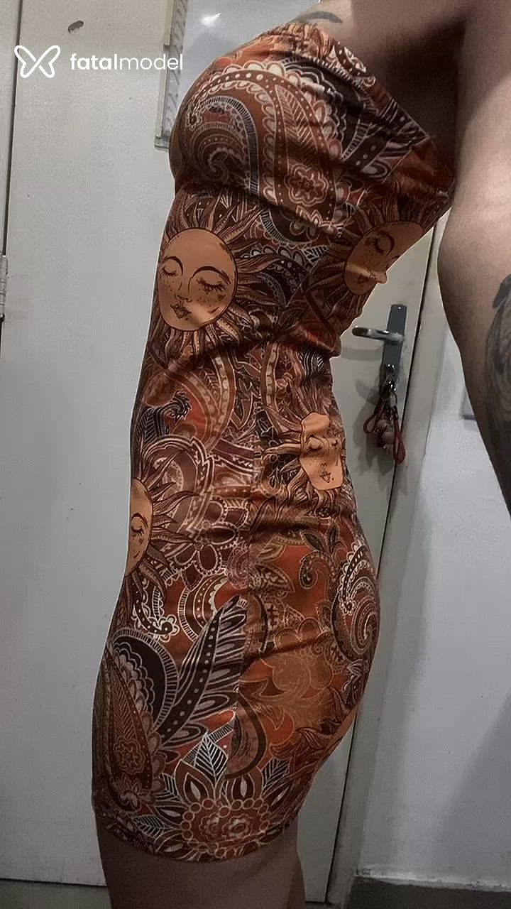 Acompanhante mulher loira (o) de olhos castanhos - Luci Acompanhante mulher loira (o) de olhos castanhos - Luci