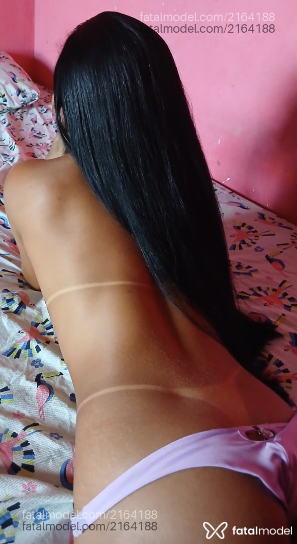 Acompanhante mulher morena (o) de olhos castanhos - Vivi Acompanhante mulher morena (o) de olhos castanhos - Vivi