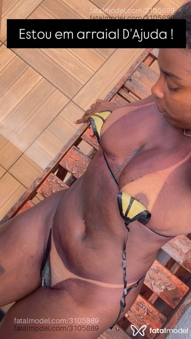 Acompanhante mulher morena (o) de olhos pretos em Porto Seguro Acompanhante mulher morena (o) de olhos pretos em Porto Seguro - índiaa