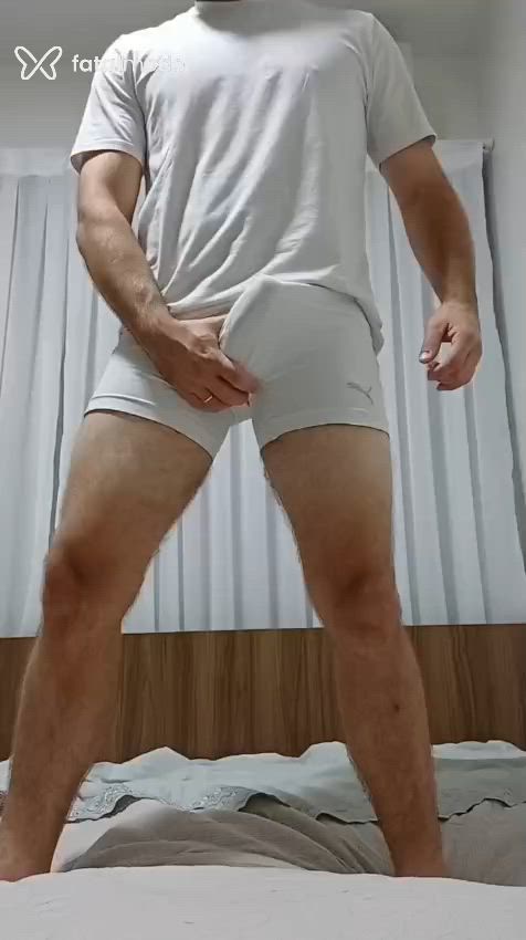 Acompanhante homem com cabelo castanho de olhos castanhos - Gustavo Machado