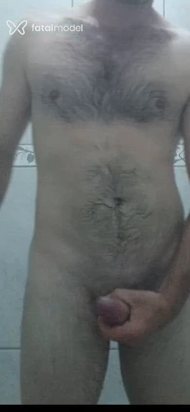 Acompanhante homem com cabelo castanho de olhos castanhos - Gustavo Machado